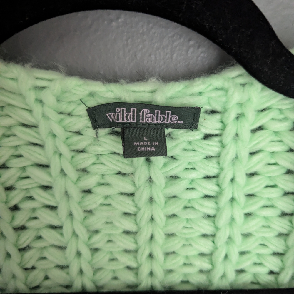 Wild Fable color block sweater size large. No button front 23x 22 - Picture 2 of 4